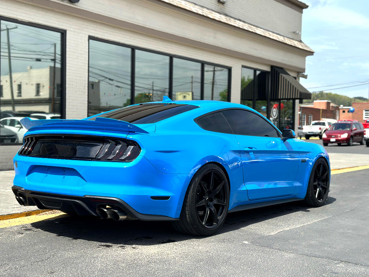 2022 Ford Mustang GT Premium photo 3