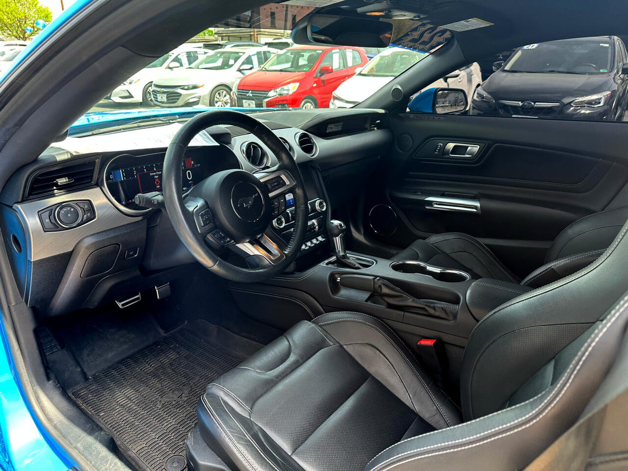 2022 Ford Mustang GT Premium photo 9