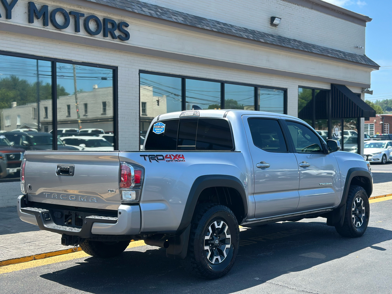 2021 Toyota Tacoma TRD Double Cab photo 3