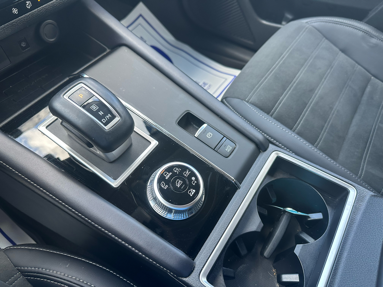 2024 Mitsubishi Outlander SE Black Edition S-AWC photo 13