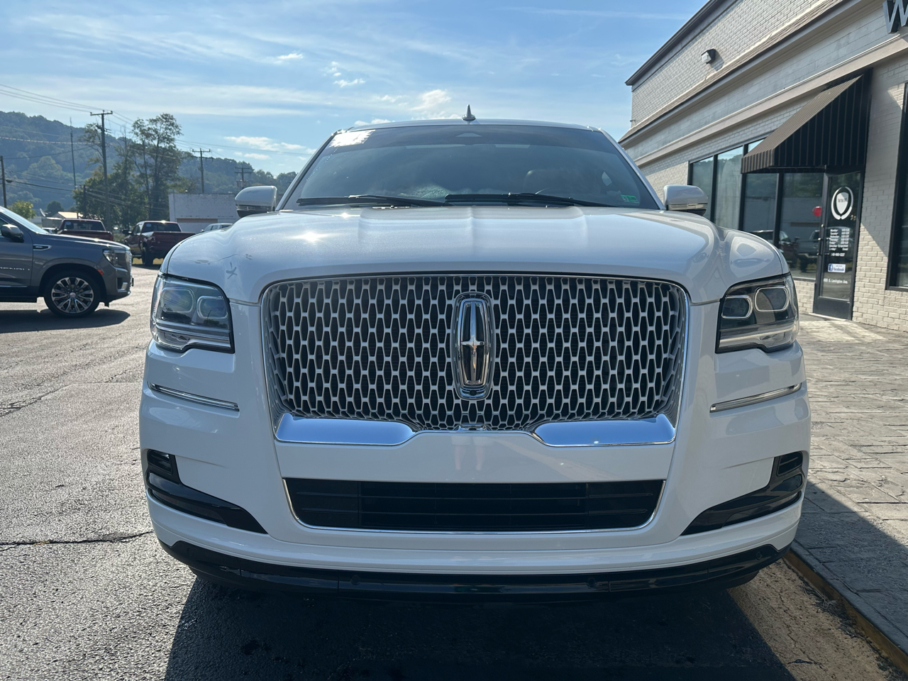2024 Lincoln Navigator L Reserve photo 7