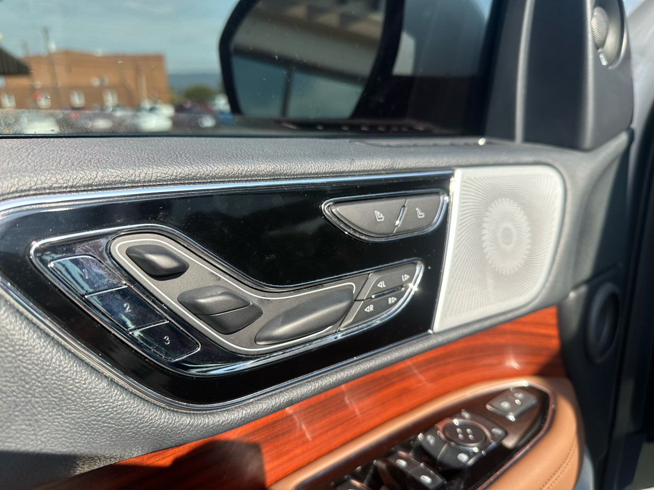 2024 Lincoln Navigator L Reserve photo 13