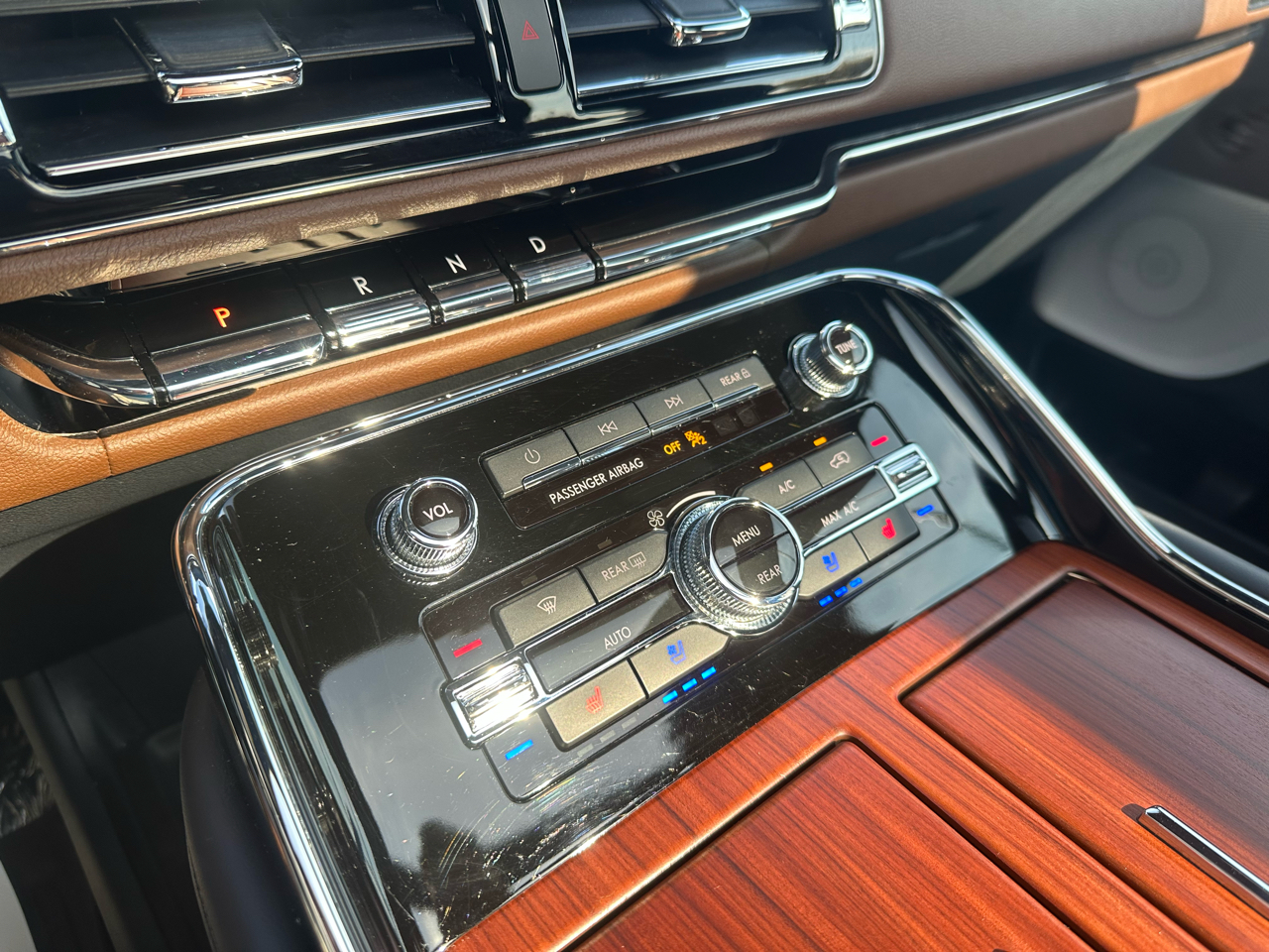 2024 Lincoln Navigator L Reserve photo 22