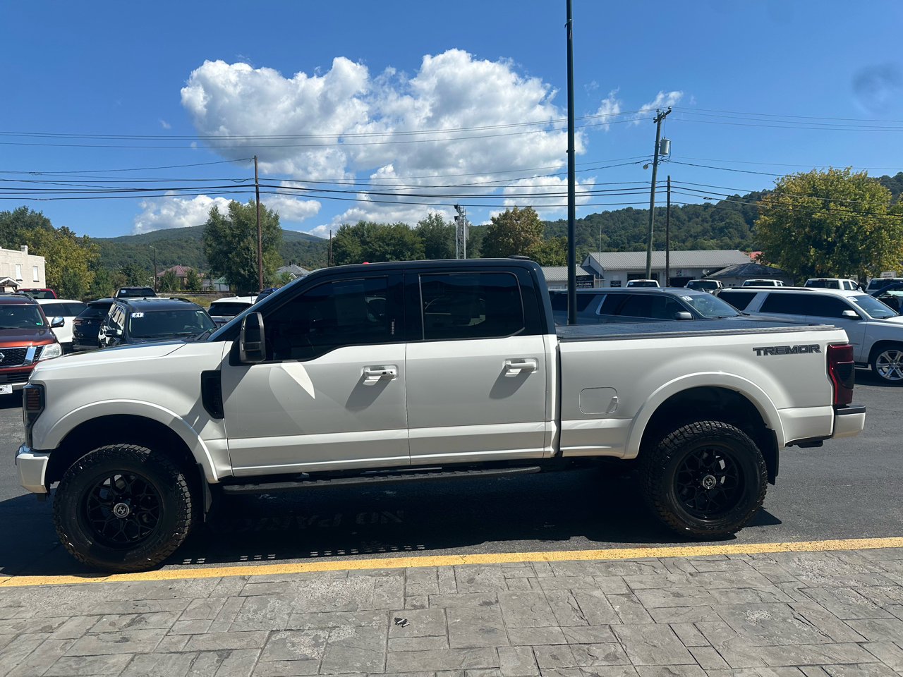 2022 Ford F-250 Lariat photo 4