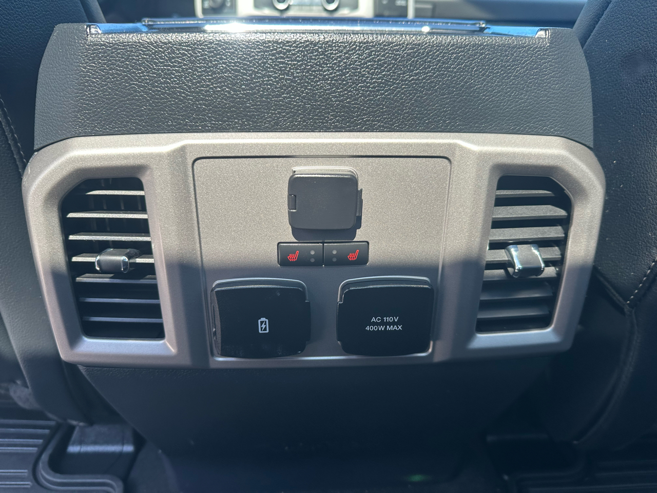 2022 Ford F-250 Lariat photo 23