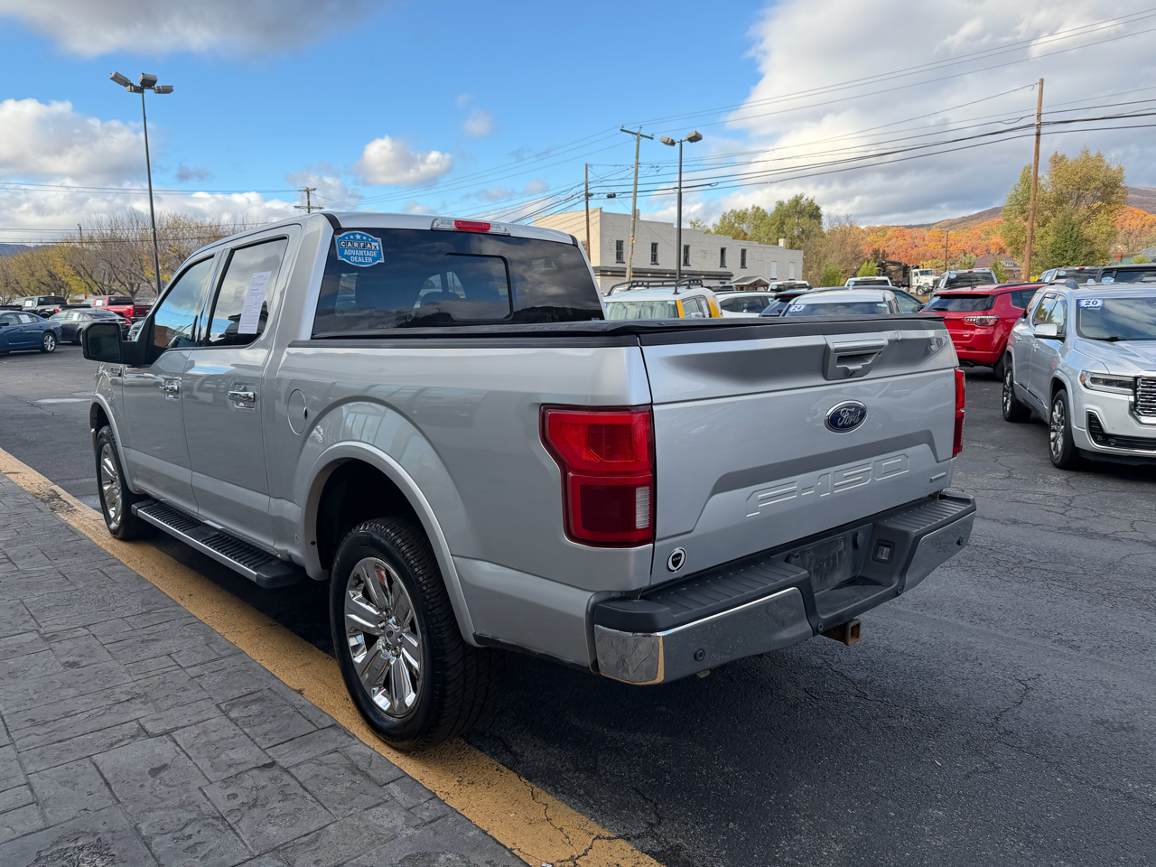 2019 Ford F-150 Lariat photo 2