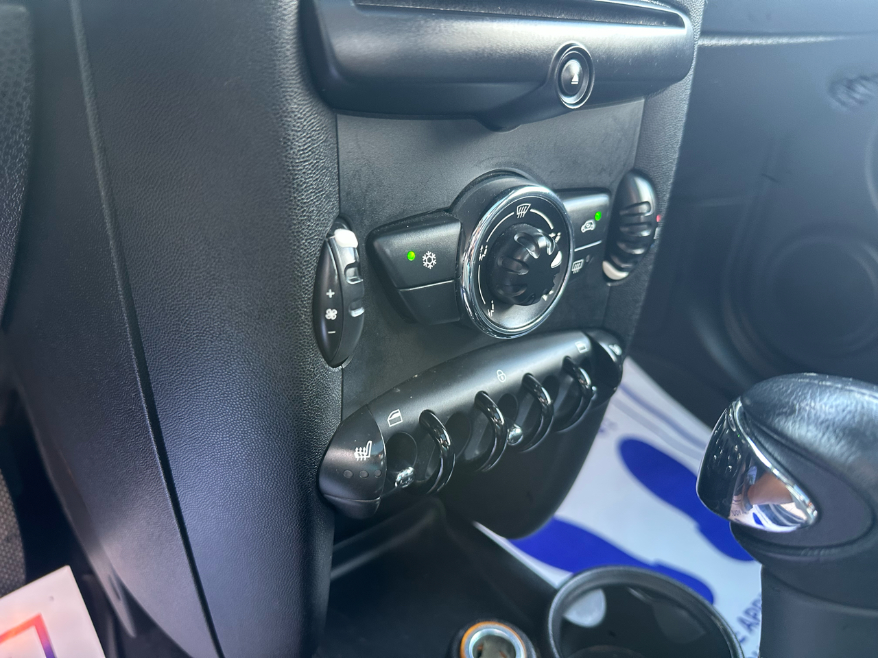 2012 Mini Cooper 2 Door photo 13