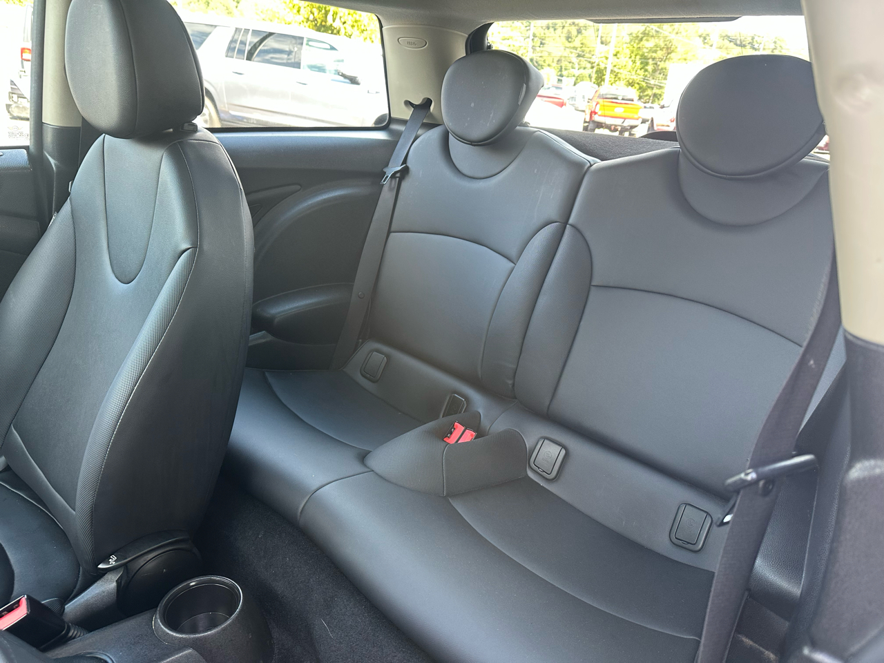 2012 Mini Cooper 2 Door photo 14