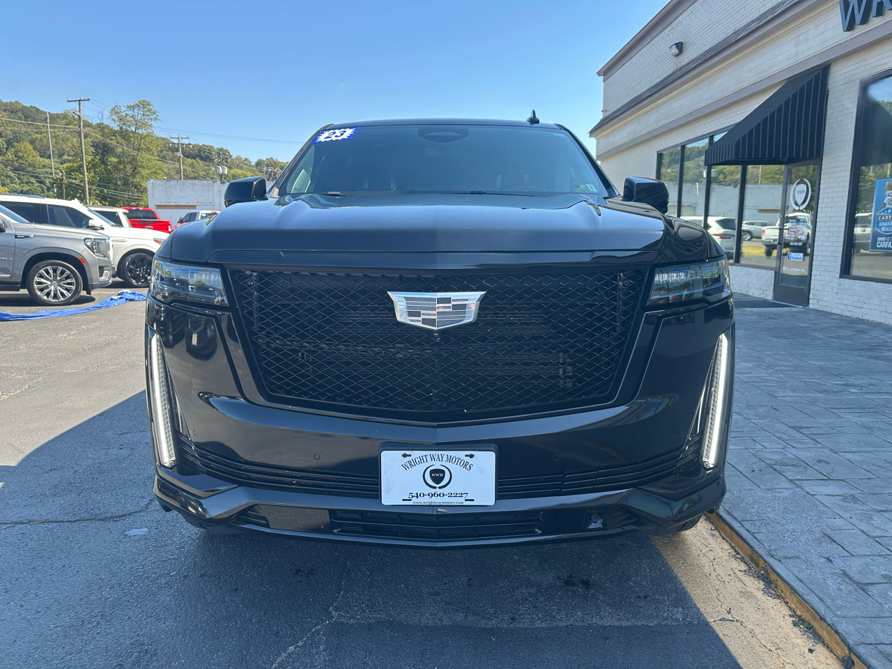 2023 Cadillac Escalade ESV Sport Platinum photo 3