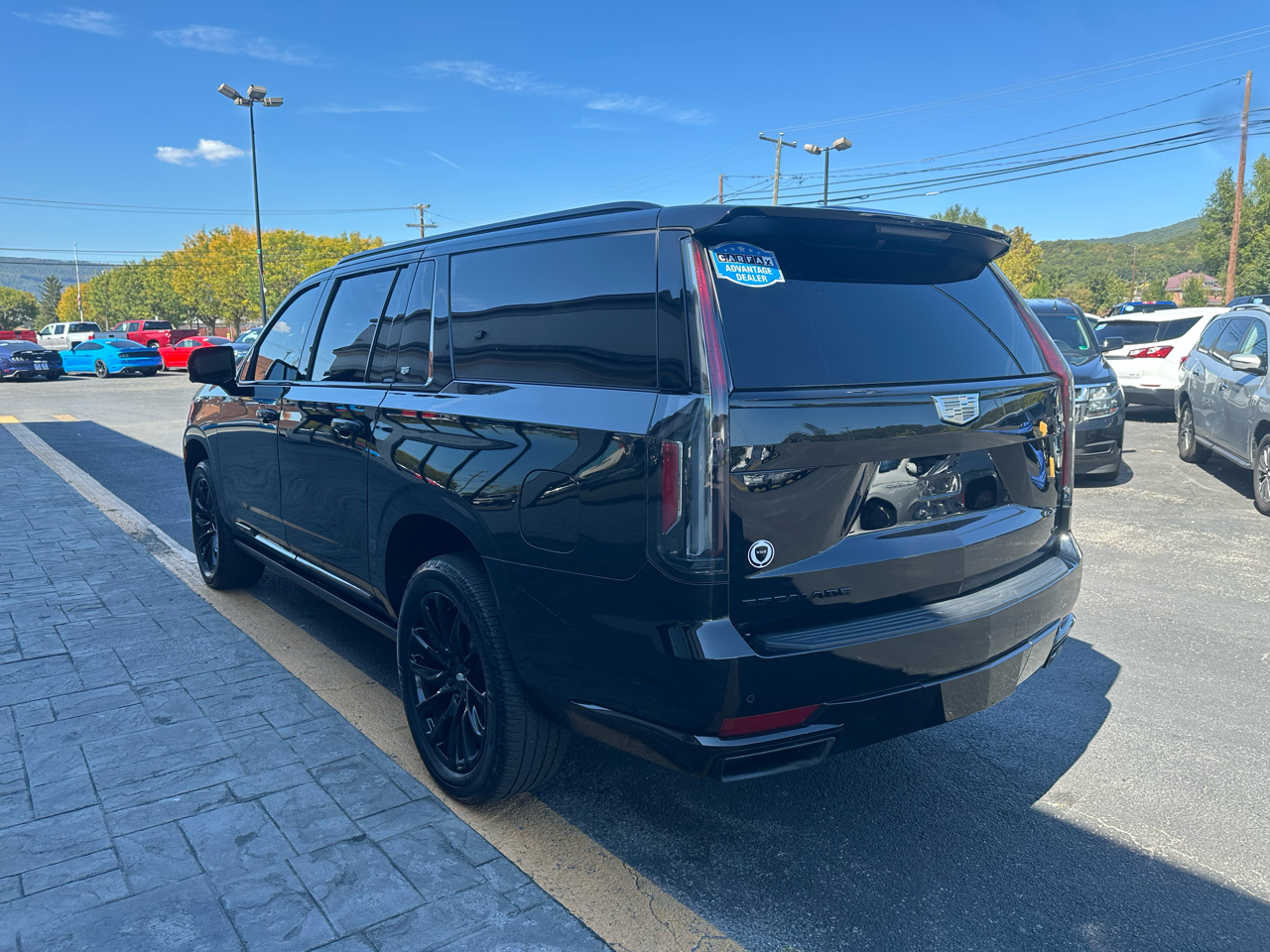2023 Cadillac Escalade ESV Sport Platinum photo 7