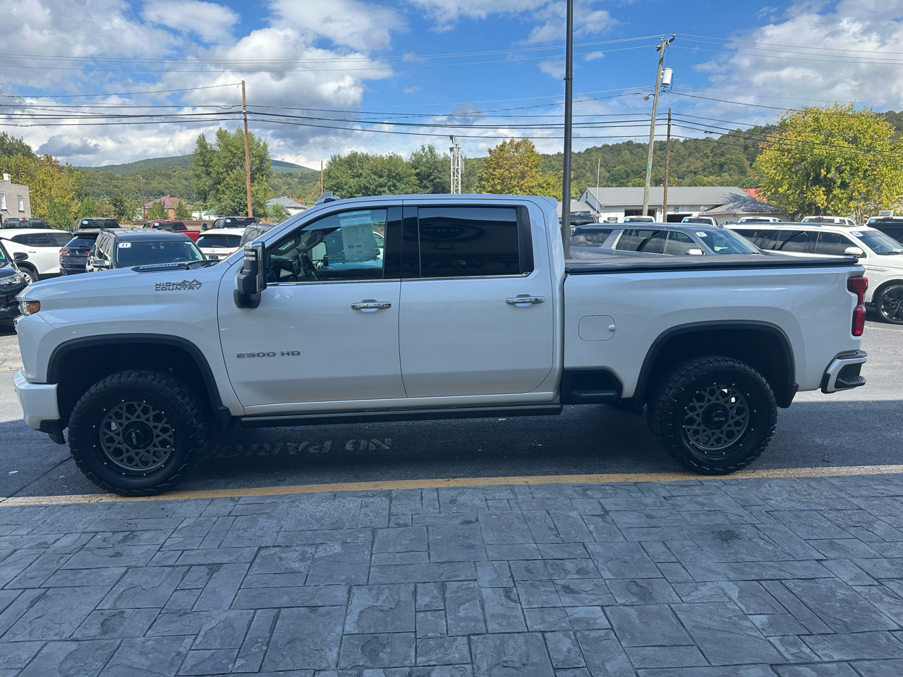 2023 Chevrolet Silverado 2500HD High Country photo 4