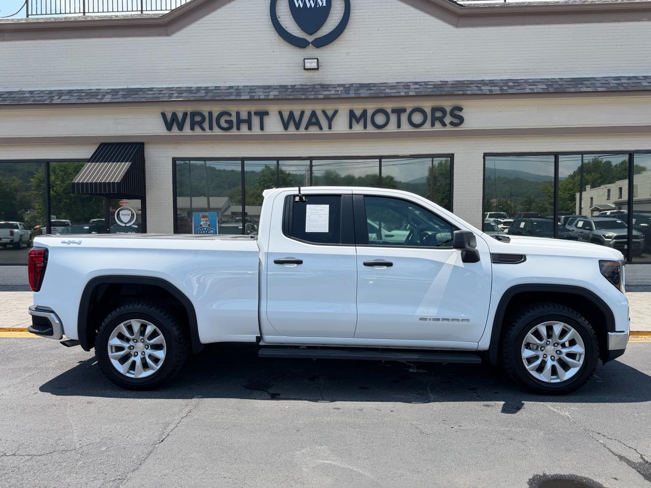 GMC Sierra 1500 4WD Double Cab 147" Pro 2024