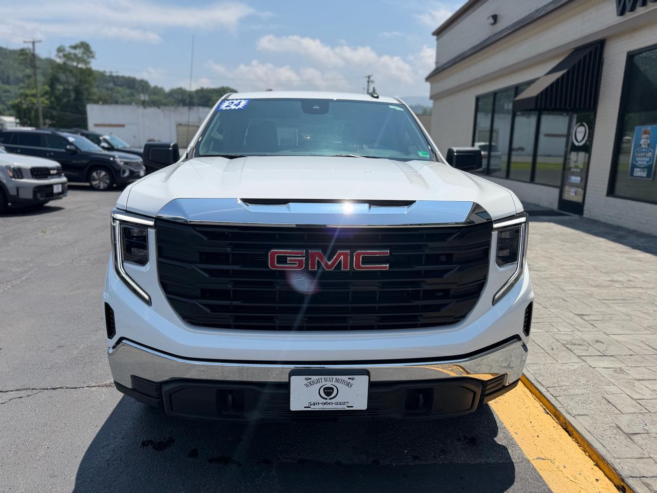 GMC Sierra 1500 4WD Double Cab 147" Pro 2024