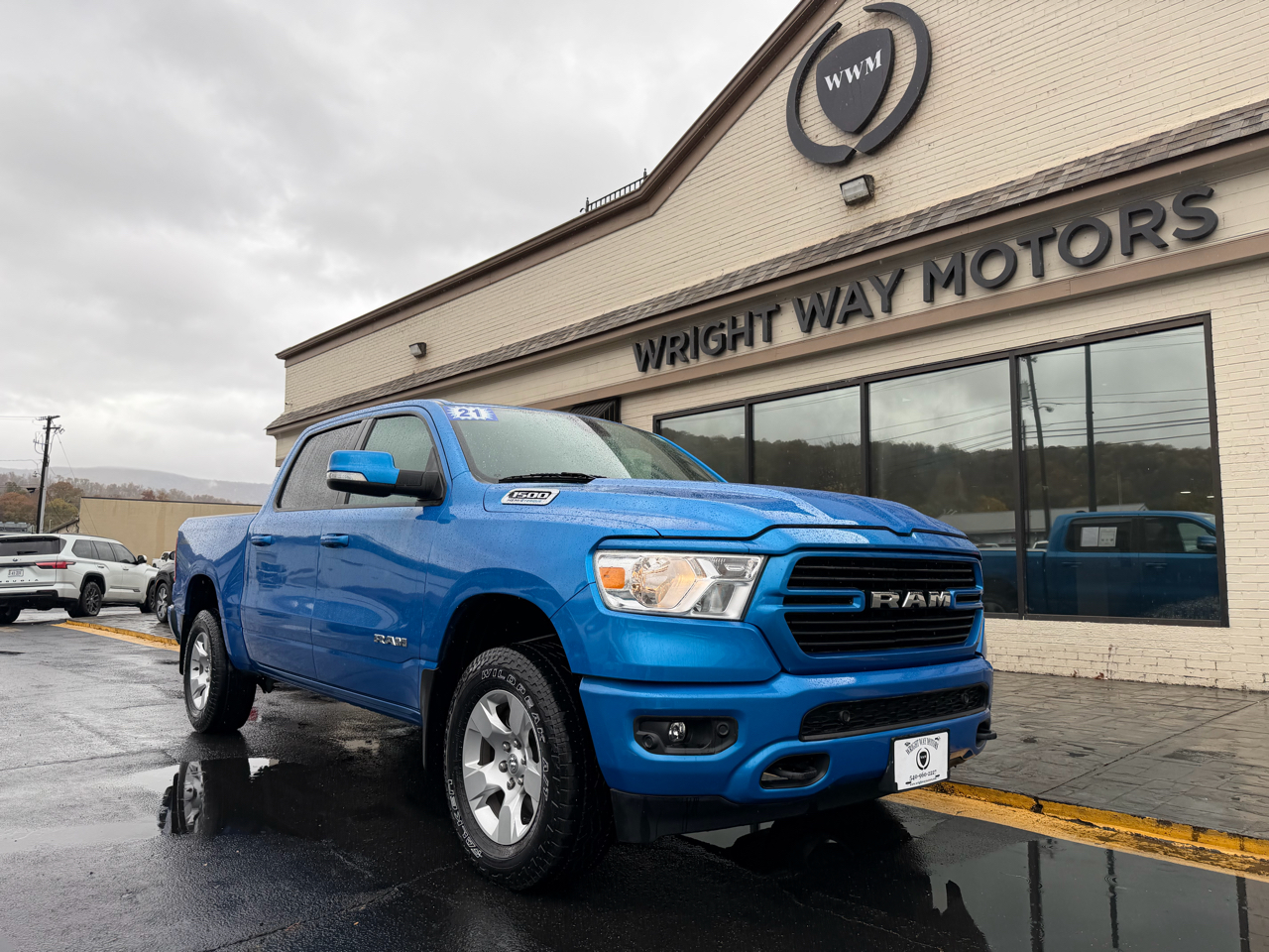 2021 RAM 1500 BIG HORN 4X4 CREW CAB 5'7