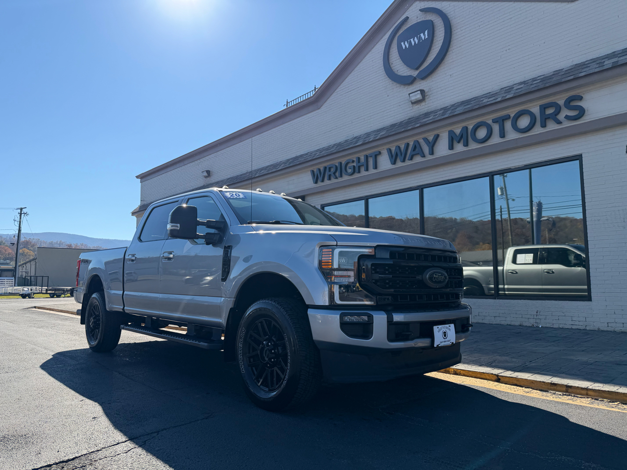 2020 Ford F-250 SD LARIAT 4WD CREW CAB 6.75'