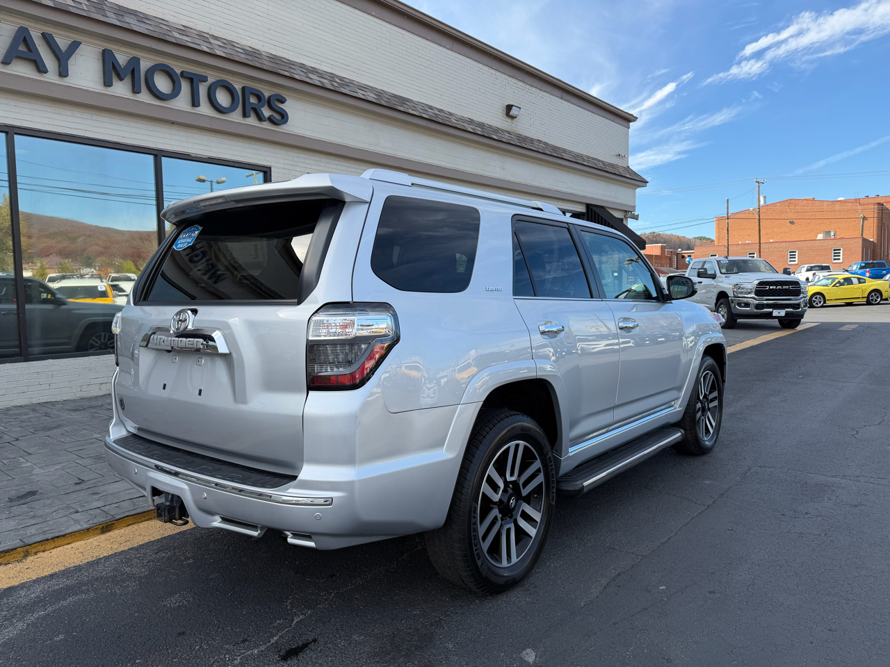 2021 Toyota 4Runner Limited 4WD photo 2