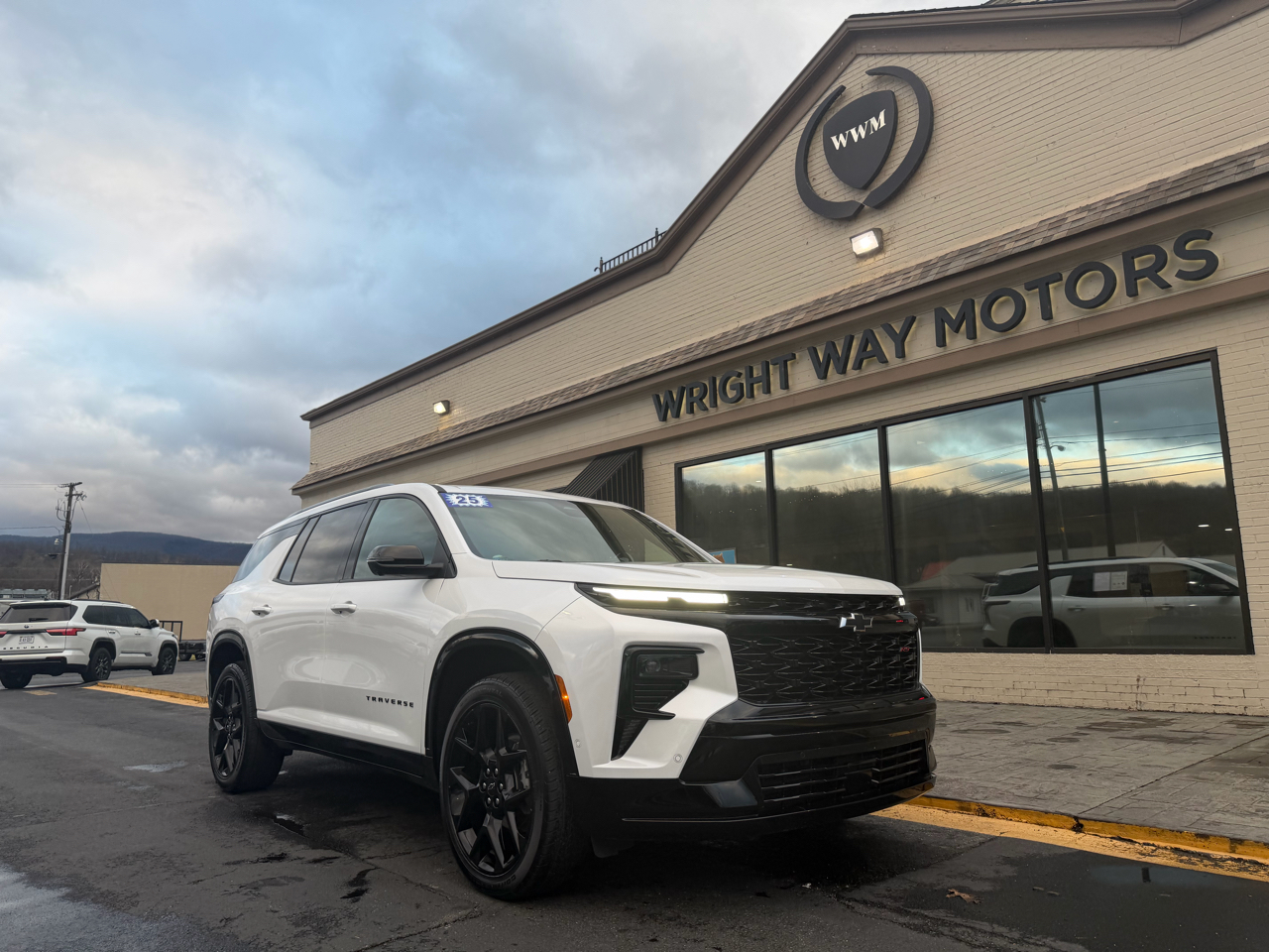2025 Chevrolet Traverse AWD 4DR RS W/2RS