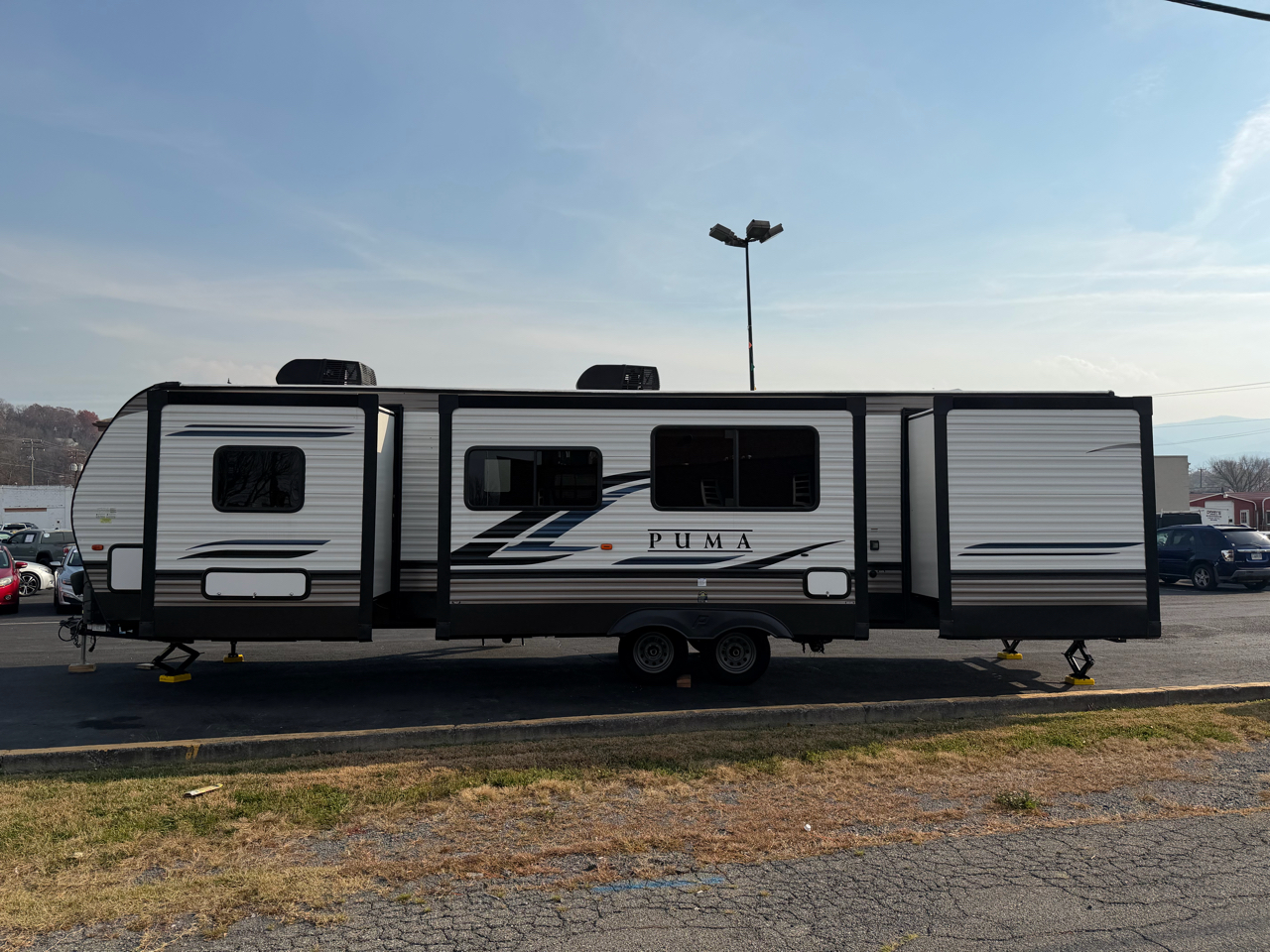 2022 Forest River Puma photo 4