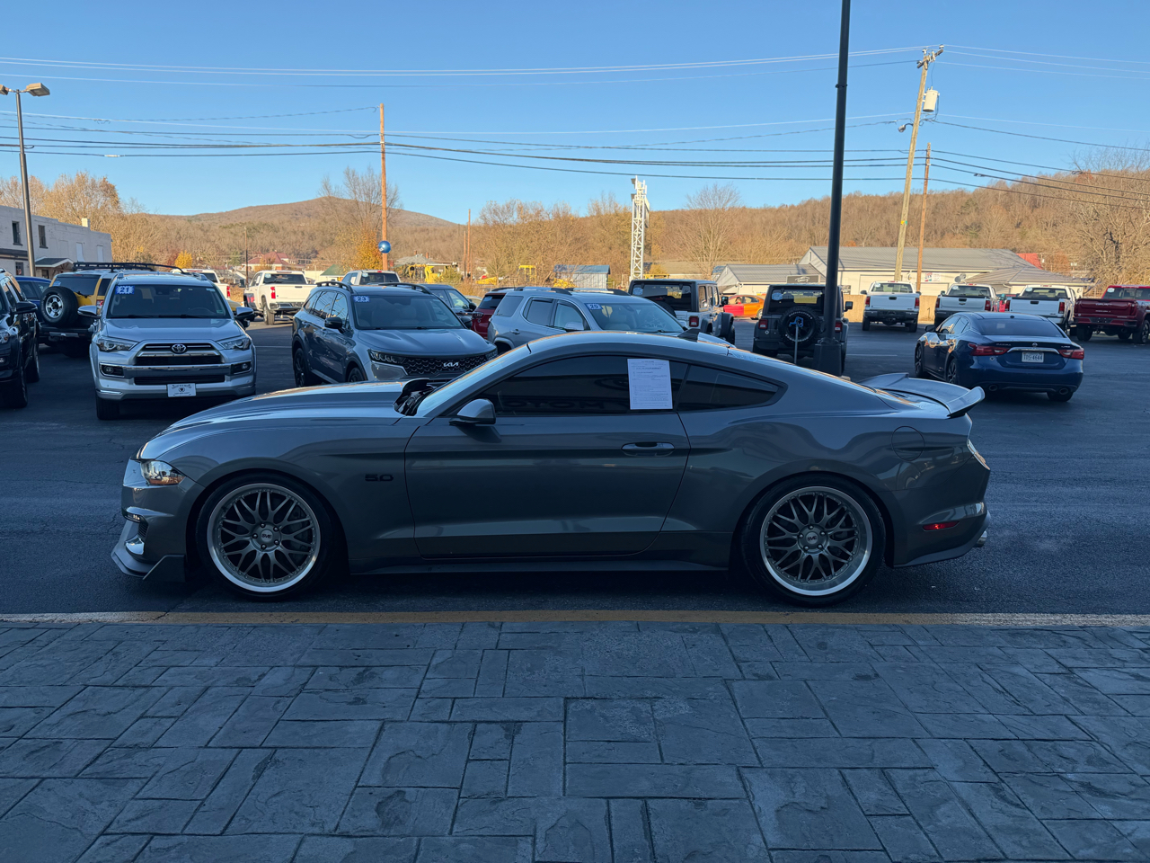 2021 Ford Mustang GT photo 3