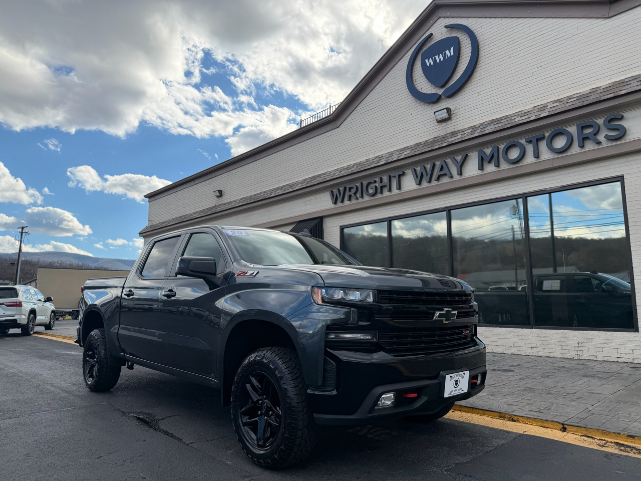 2020 Chevrolet Silverado 1500 4WD CREW CAB 147" LT TRAI