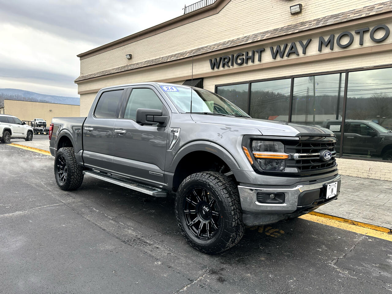 2024 Ford F-150 XLT's photo