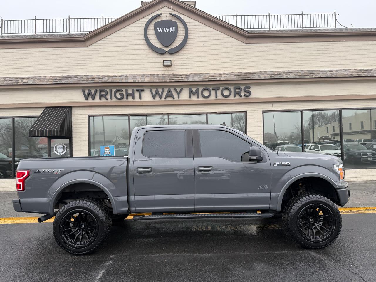 Ford F-150 4WD SuperCrew 139" XLT 2020