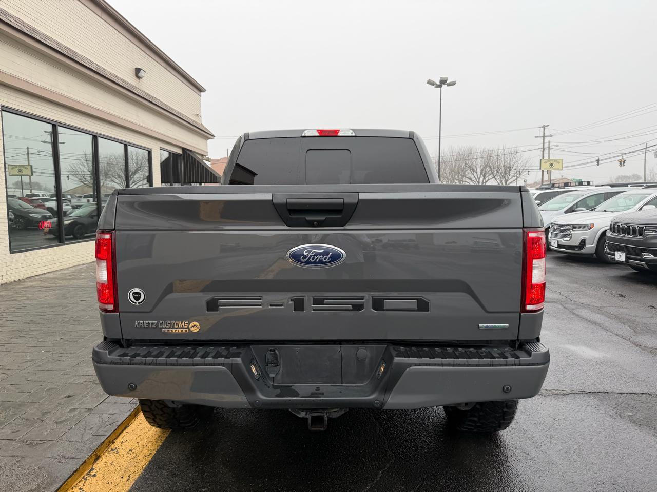 Ford F-150 4WD SuperCrew 139" XLT 2020