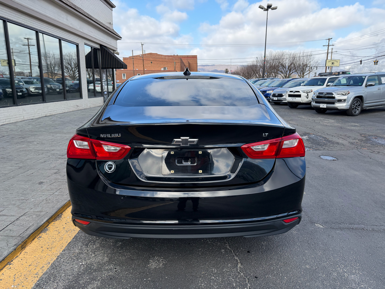 Chevrolet Malibu 4dr Sdn LT w/1LT 2017