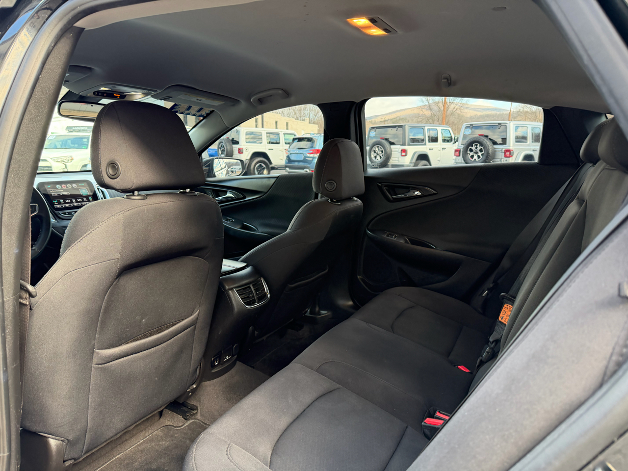 Chevrolet Malibu 4dr Sdn LT w/1LT 2017