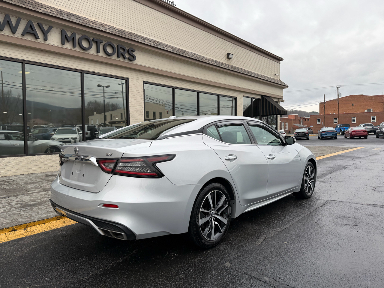 Nissan Maxima SV 3.5L 2019