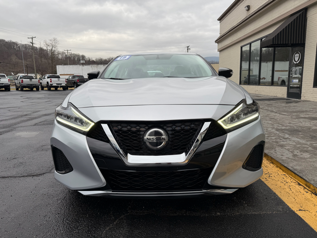 Nissan Maxima SV 3.5L 2019