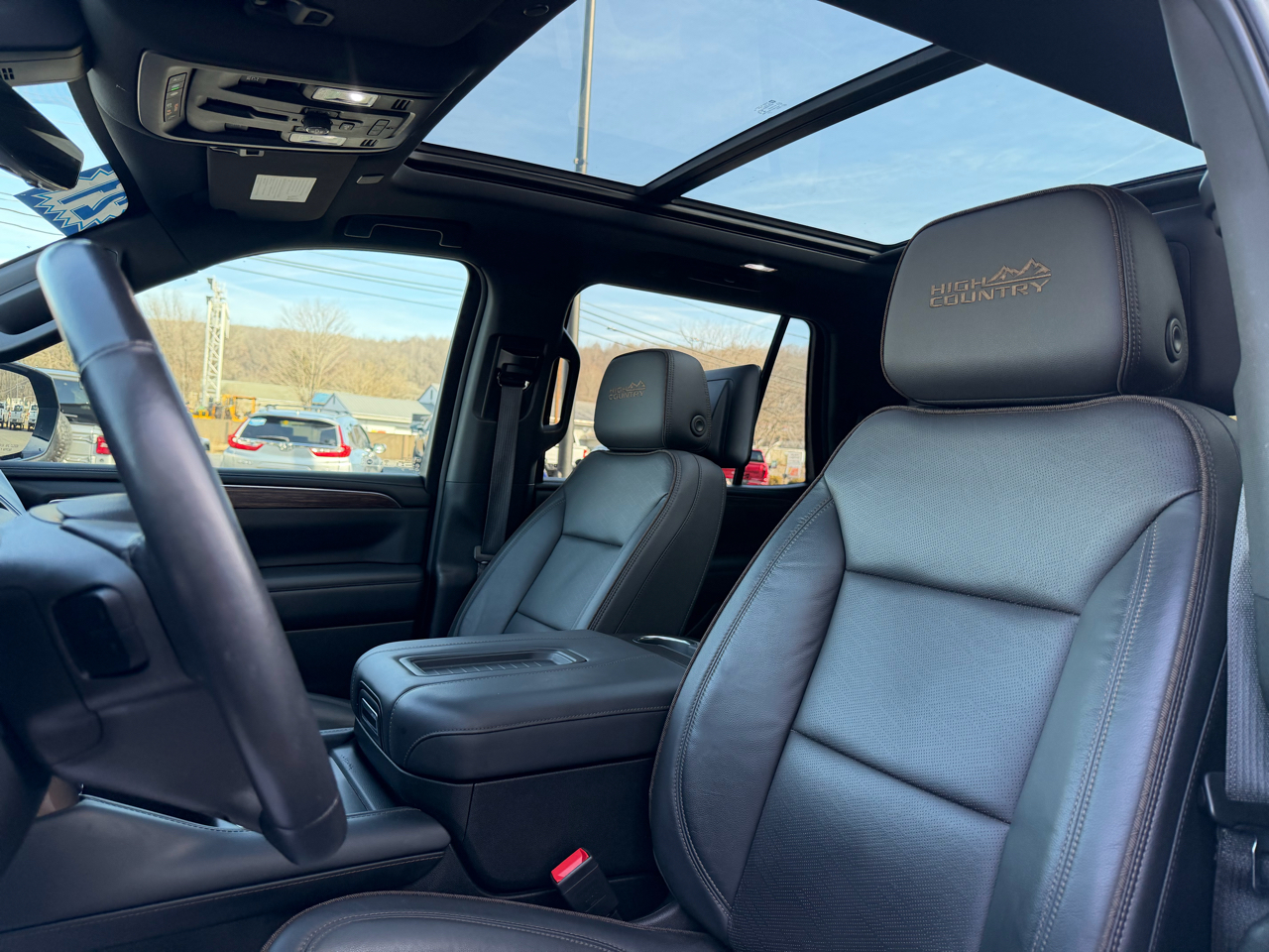 Chevrolet Tahoe 4WD 4dr High Country 2021