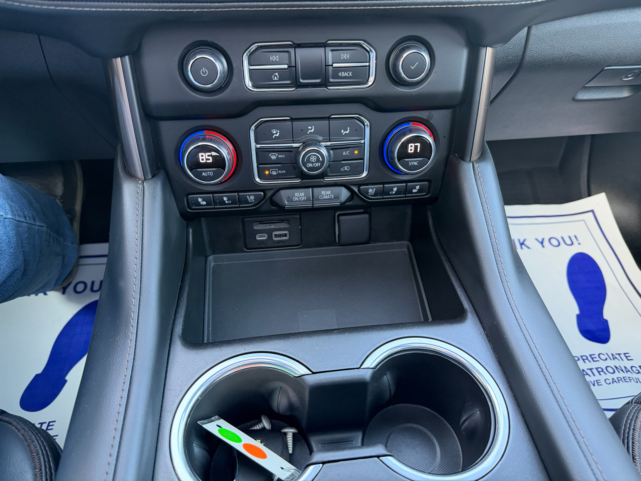 Chevrolet Tahoe 4WD 4dr High Country 2021