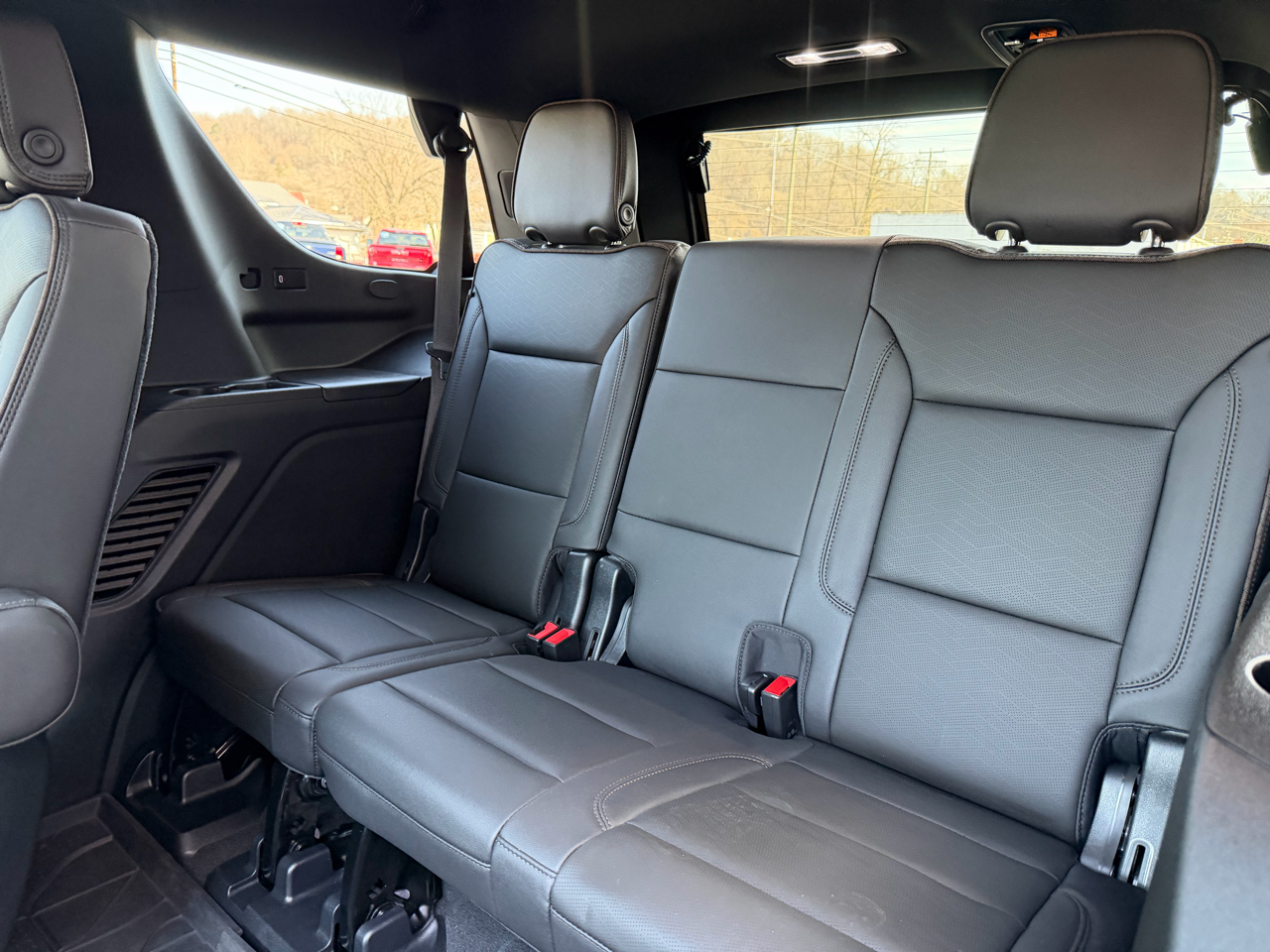 Chevrolet Tahoe 4WD 4dr High Country 2021