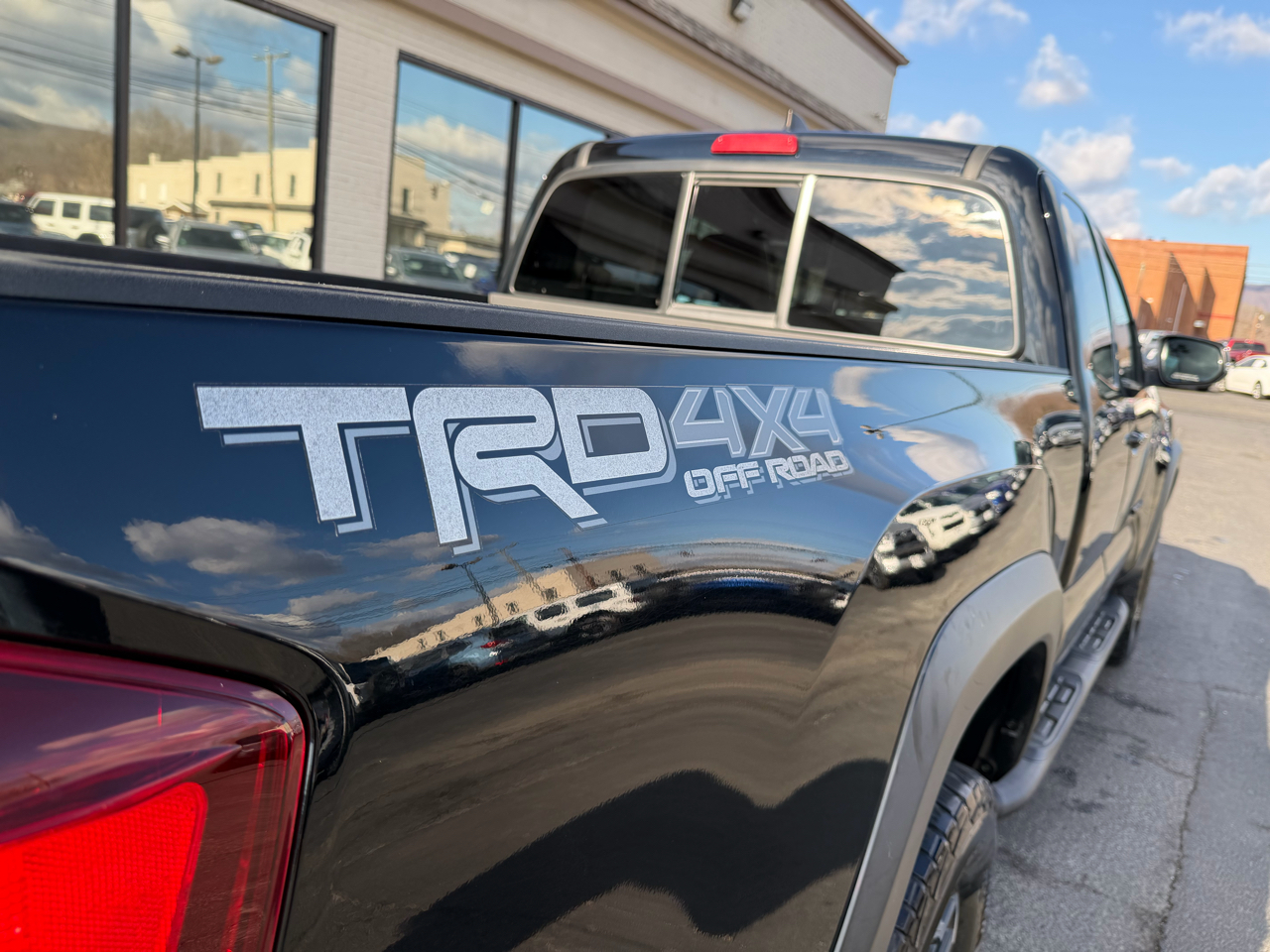Toyota Tacoma  2019