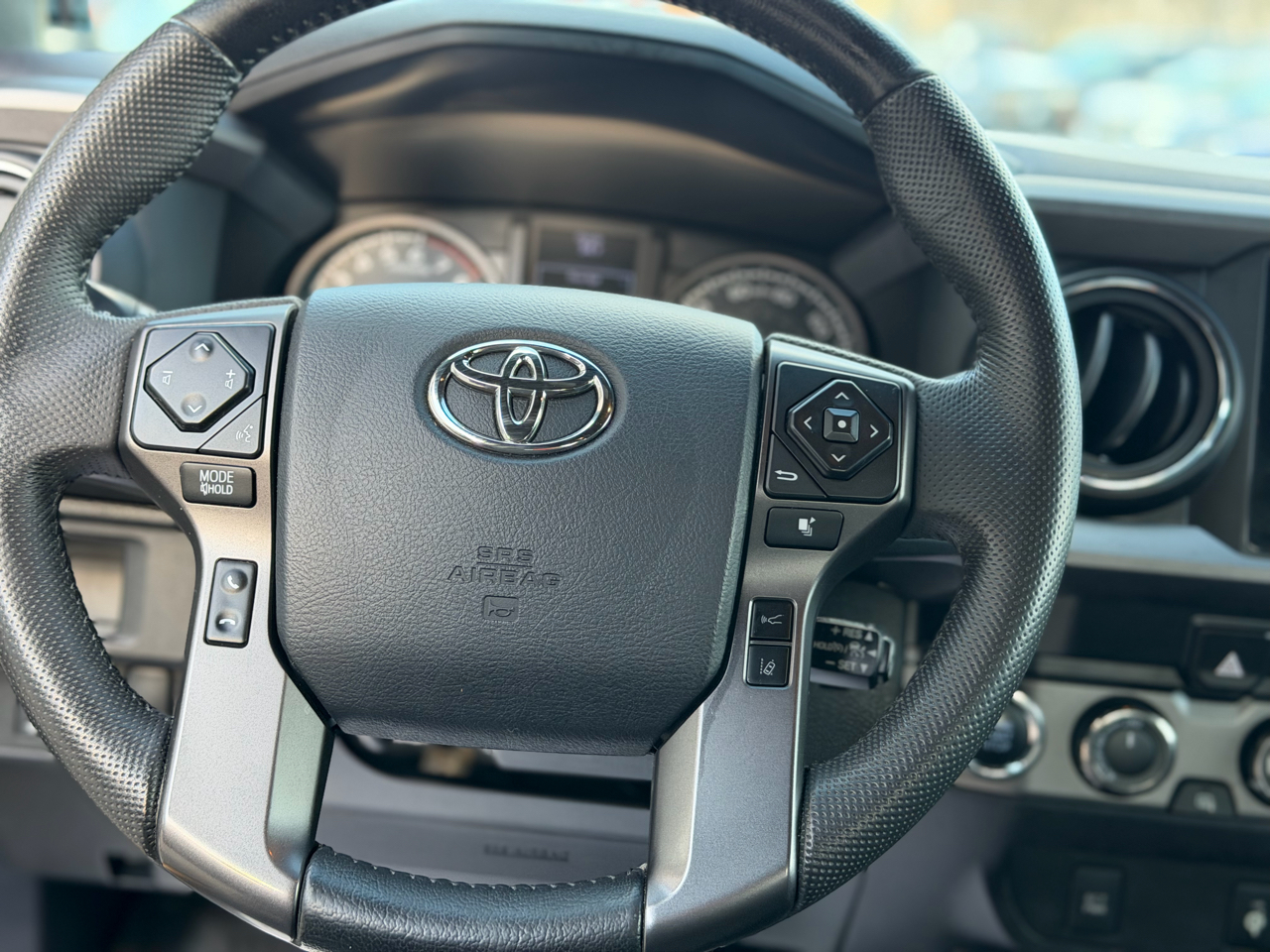 Toyota Tacoma  2019