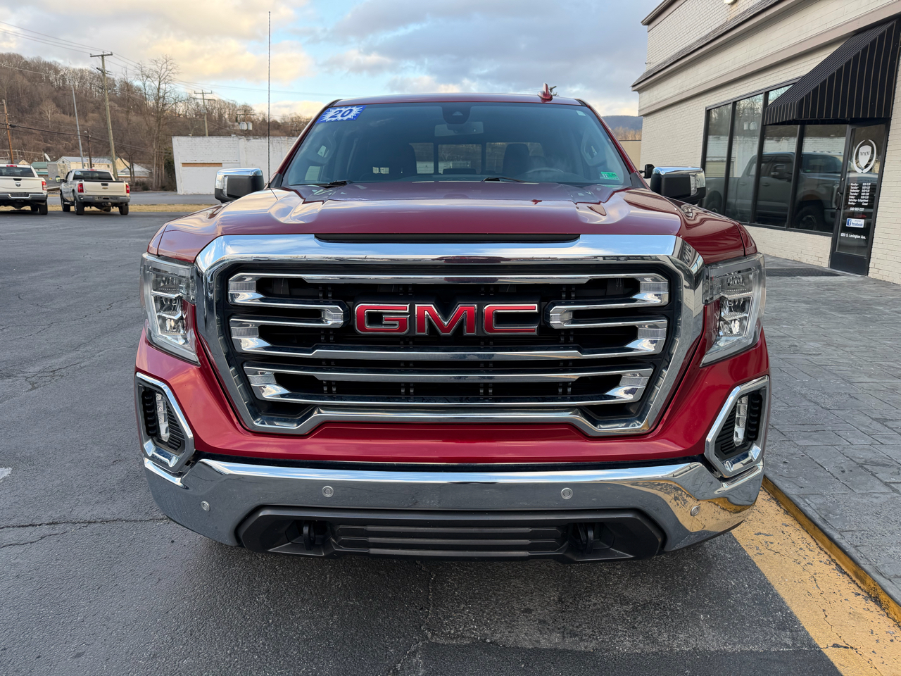 GMC Sierra 1500 4WD Crew Cab 147" SLT 2020