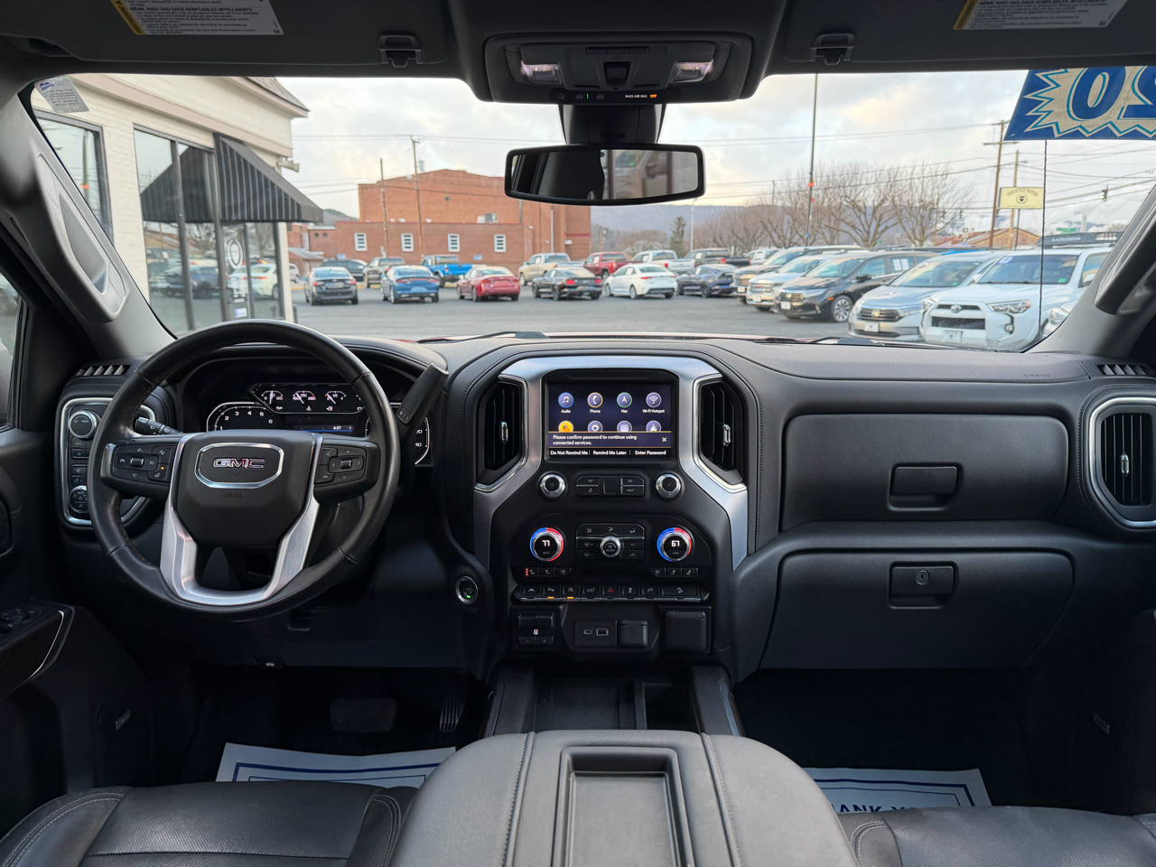 GMC Sierra 1500 4WD Crew Cab 147" SLT 2020