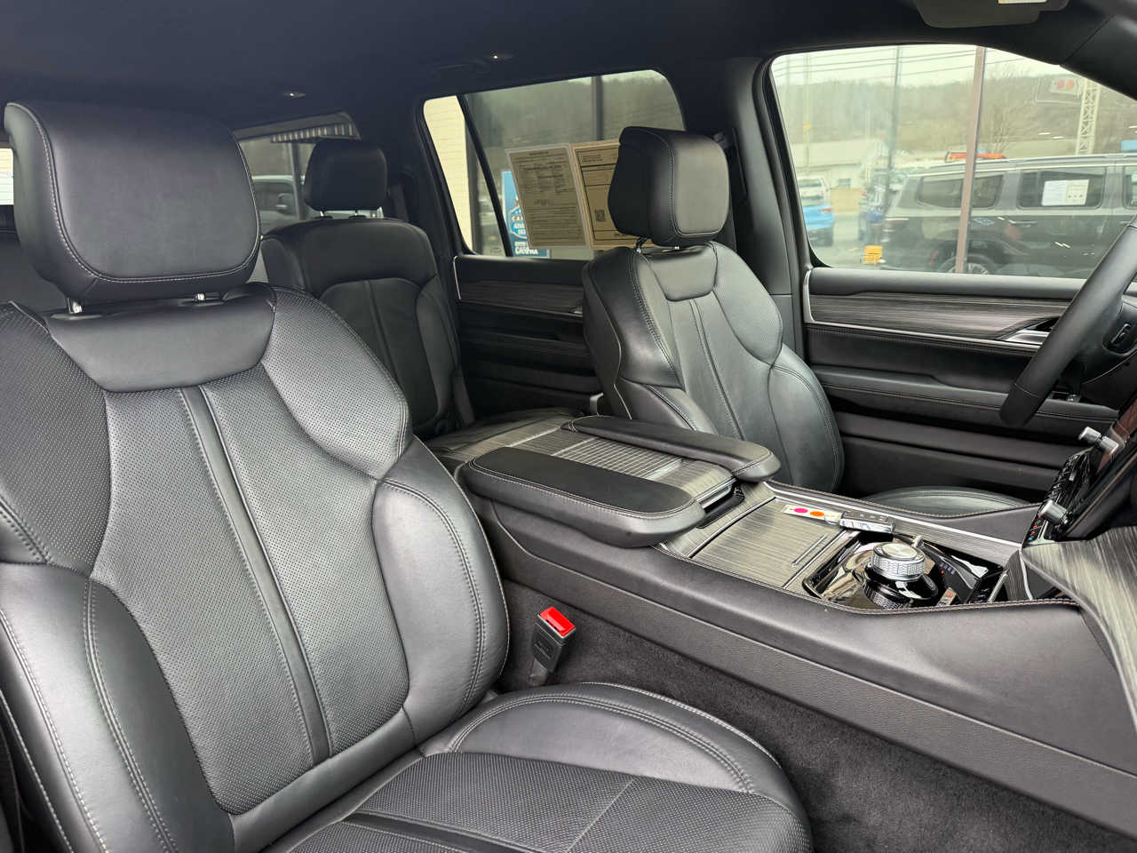 Jeep Wagoneer Series II 4x4 2024