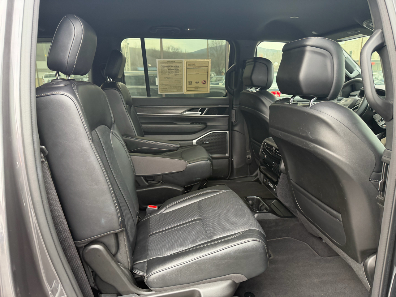 Jeep Wagoneer Series II 4x4 2024