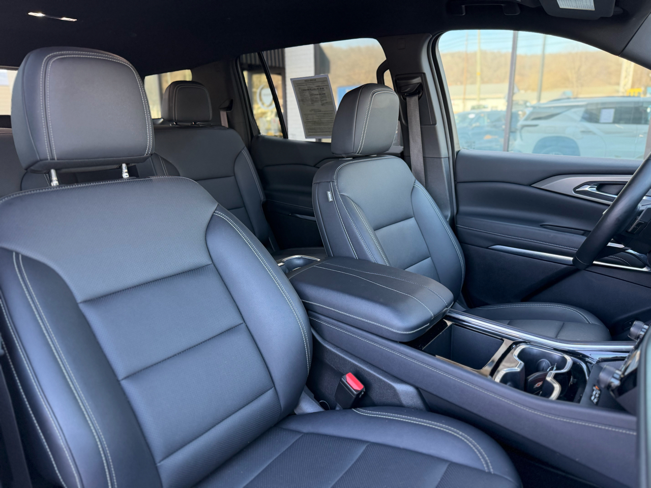 Chevrolet Traverse AWD 4dr LT w/2LT 2025