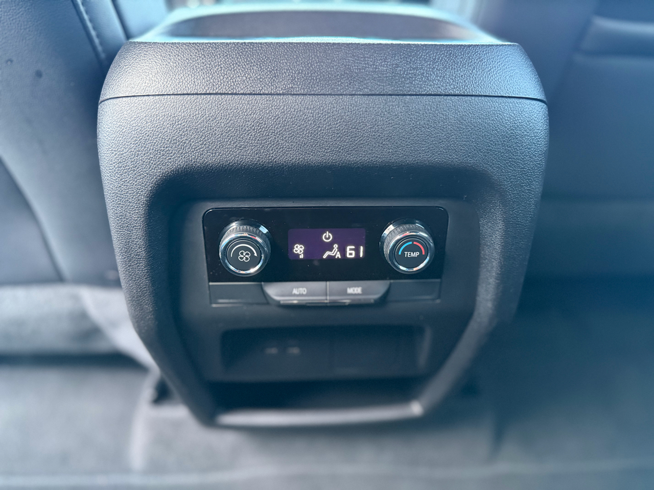 Chevrolet Traverse AWD 4dr LT w/2LT 2025