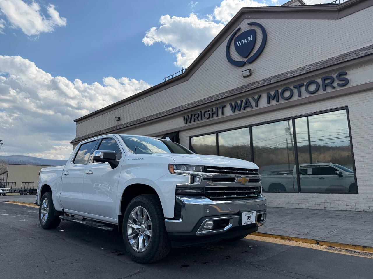 2021 Chevrolet Silverado 1500 4WD CREW CAB 147" LTZ