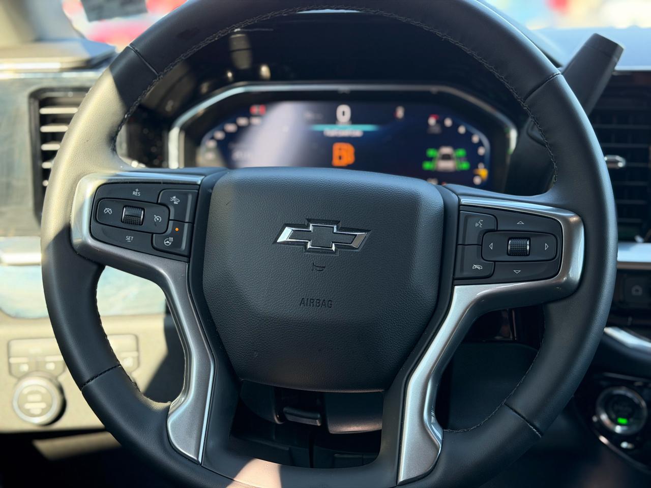 Chevrolet Silverado 1500 4WD Crew Cab 147" RST 2026