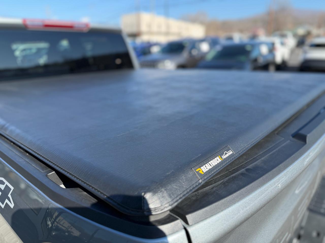 Chevrolet Silverado 1500 4WD Crew Cab 147" RST 2026