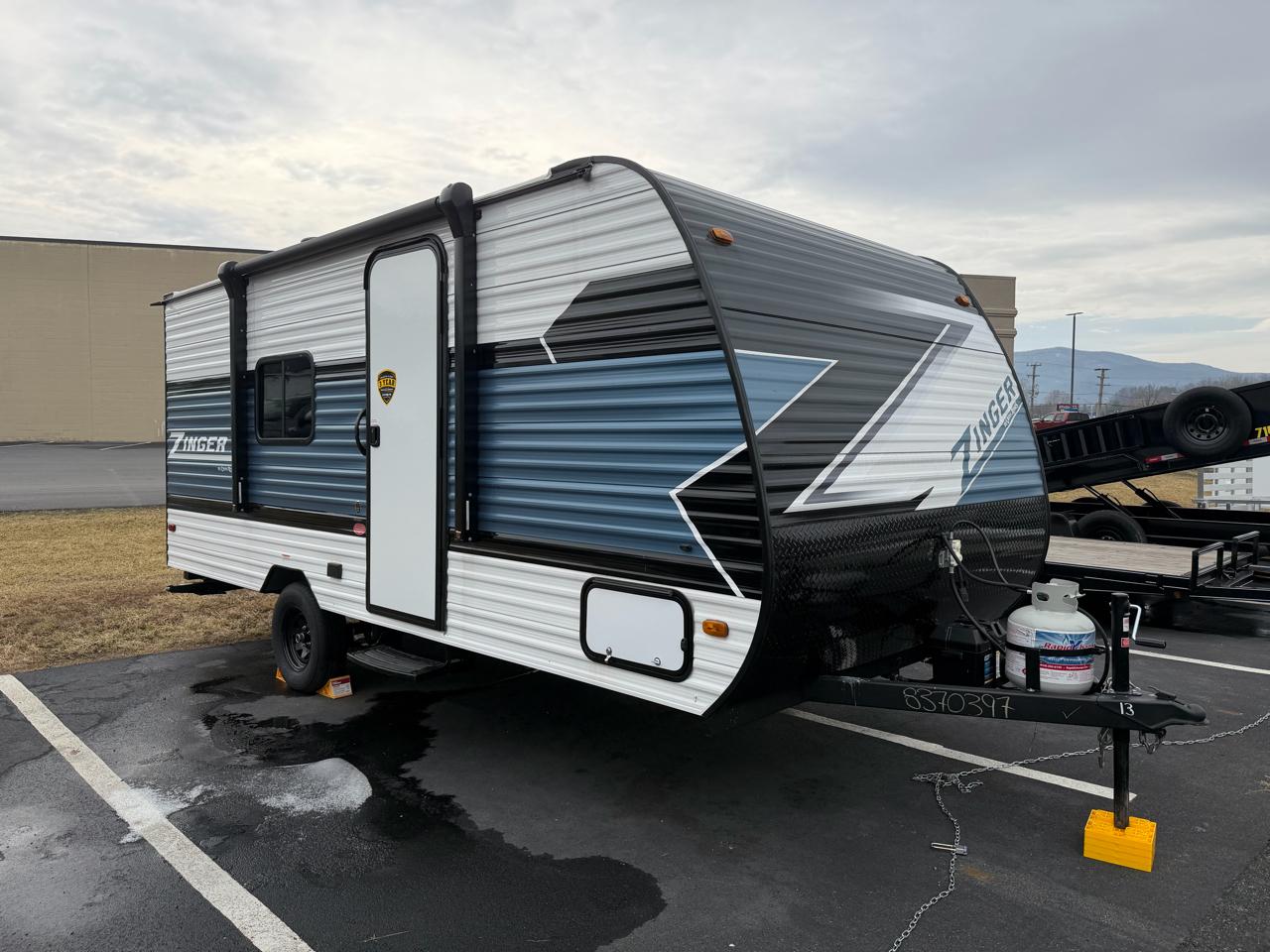 2025 Crossroads Zinger ZR18RB