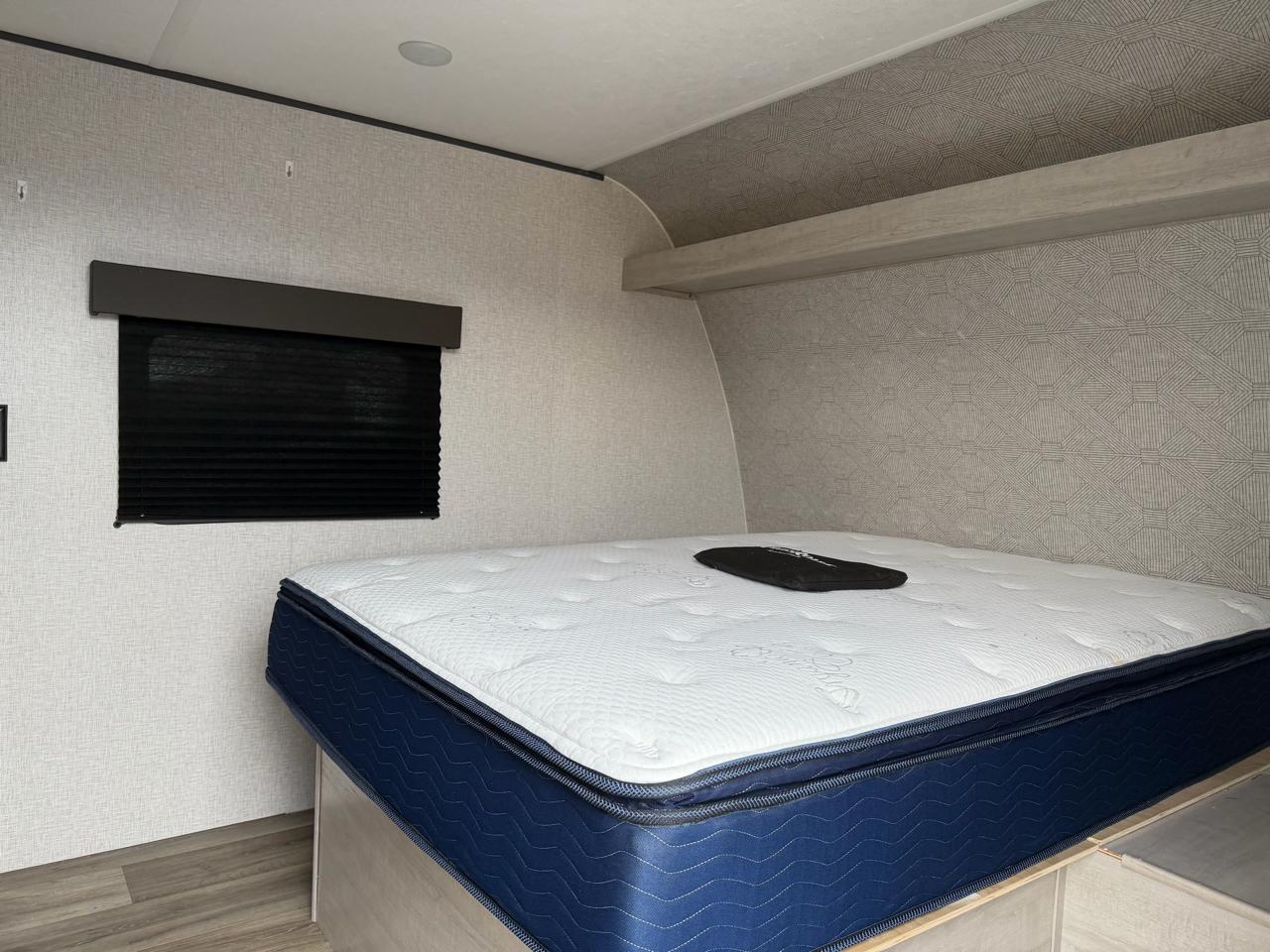 Crossroads Zinger  2025