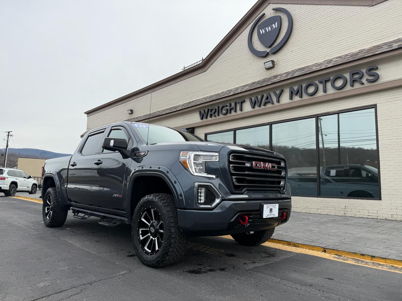 GMC Sierra 1500 4WD Crew Cab 147" AT4 2021