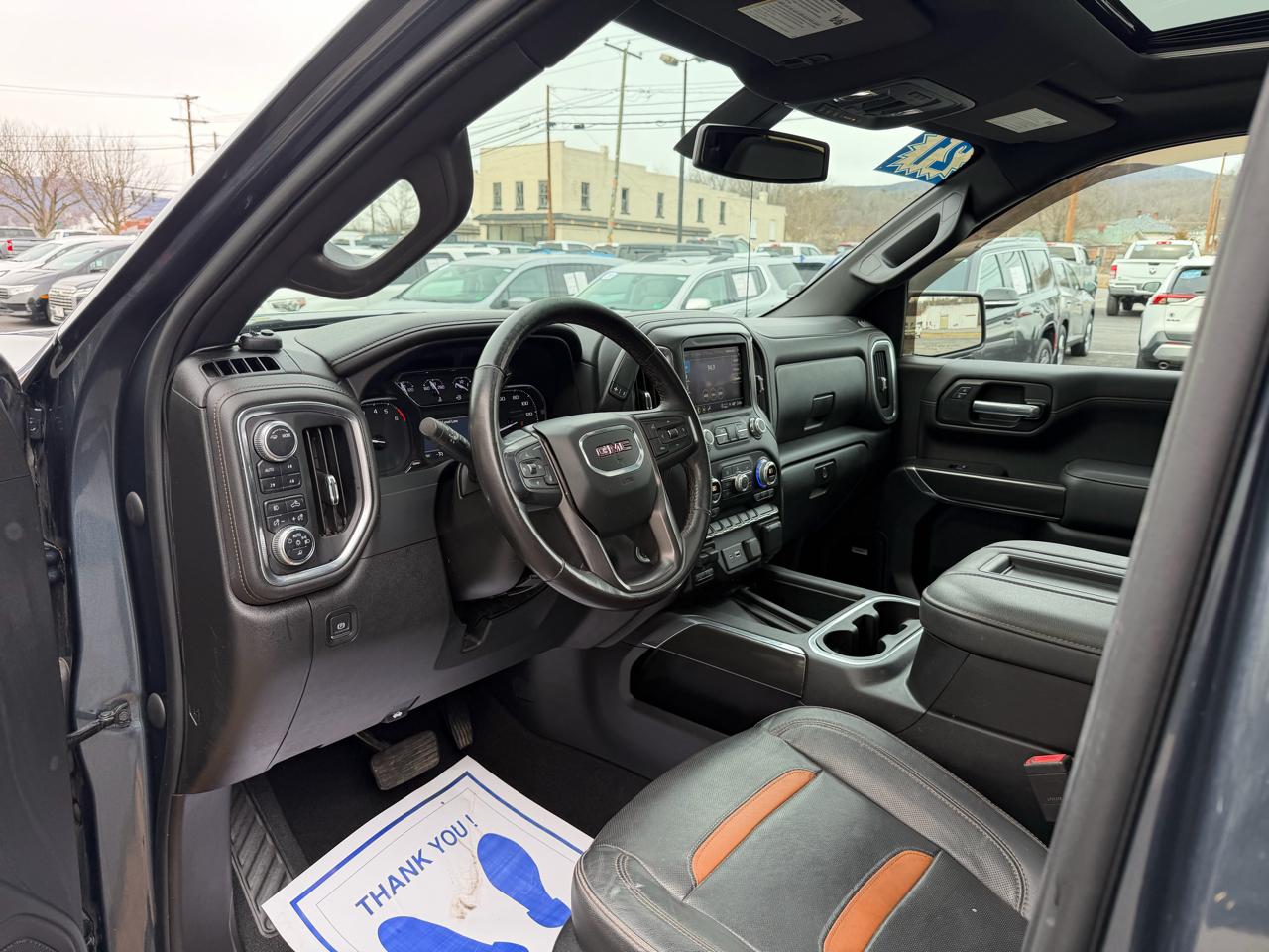 GMC Sierra 1500 4WD Crew Cab 147" AT4 2021