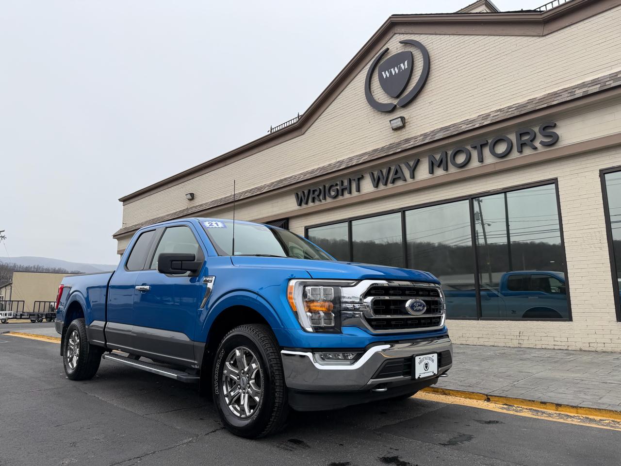 Ford F-150 XLT 4WD SuperCab 6.5' Box 2021